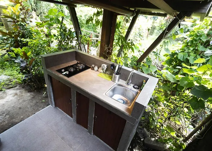 Treehouse With Private Pool Near Yogabarn - In Center - Adult Only Ferienhaus *