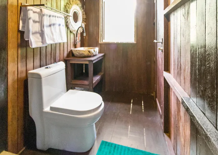 Treehouse With Private Pool Near Yogabarn - In Center - Adult Only
