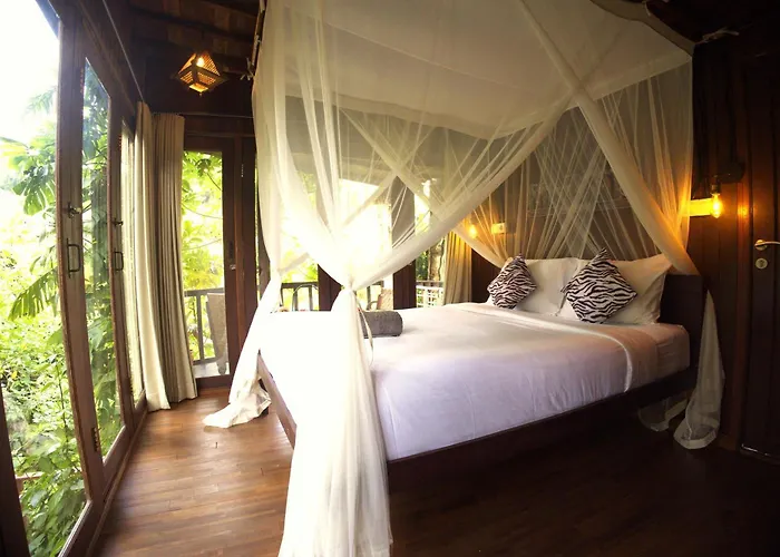 Ferienhaus Treehouse With Private Pool Near Yogabarn - In Center - Adult Only