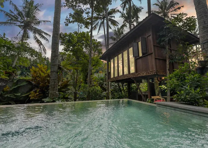 Treehouse With Private Pool Near Yogabarn - In Center - Adult Only Ferienhaus *